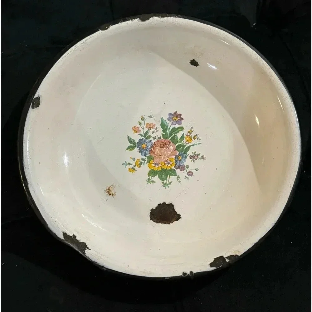 Vintage White Floral Metal Wall Basin with Multicolor Bouquet